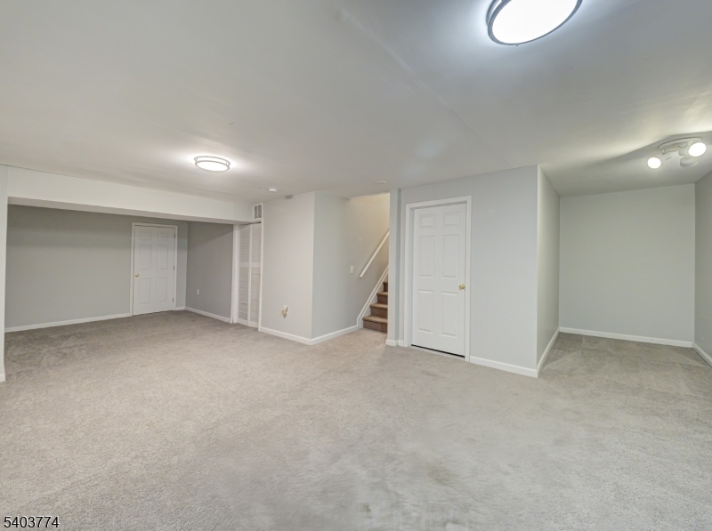 Hunting Ridge - Residential Lease