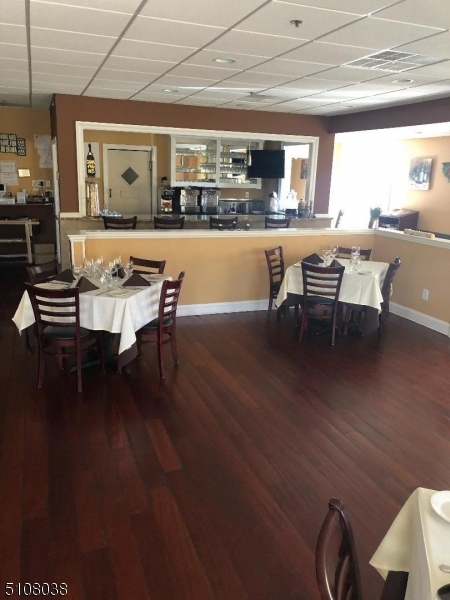 martinsville - Commercial Sale