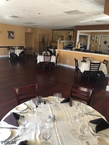 martinsville - Commercial Sale