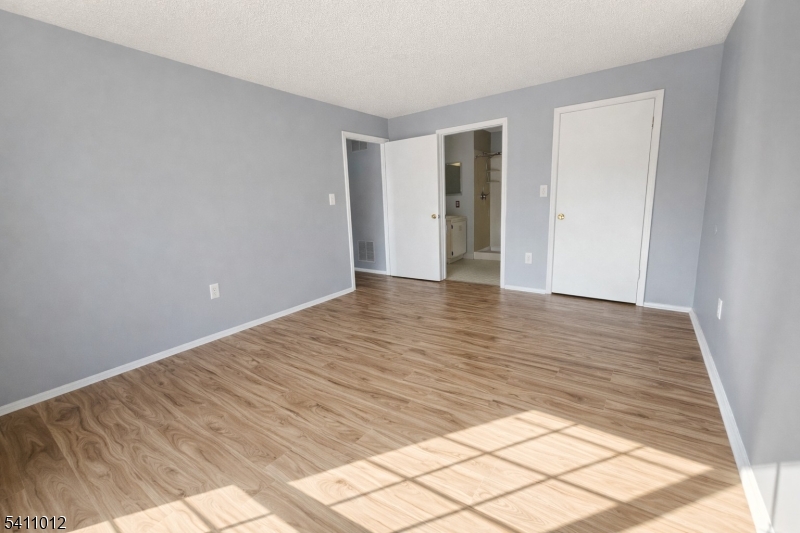 Society Hill III - Residential Lease