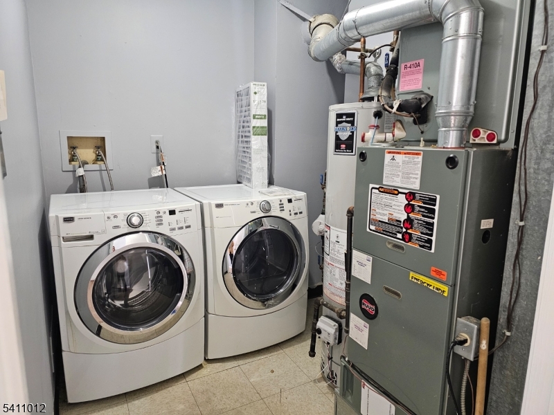 Society Hill III - Residential Lease