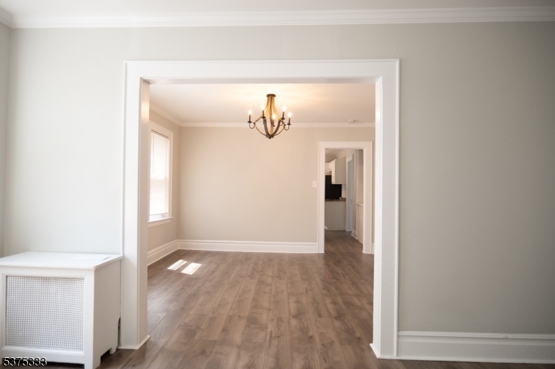 Montclair Twp., New Jersey 07042, United States, 2 Bedrooms Bedrooms, ,2 BathroomsBathrooms,Residential,Active,182773