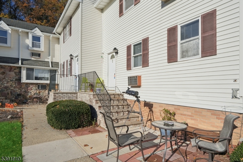 Mountainview Manor - Residential