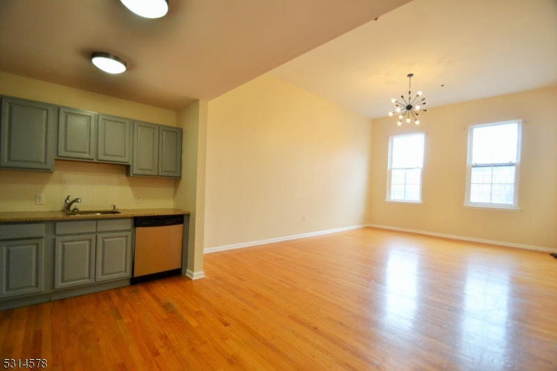 Great Falls Historical Dist - Commercial Sale