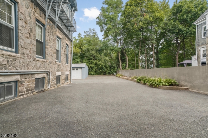 Northside Downtown - Residential Income