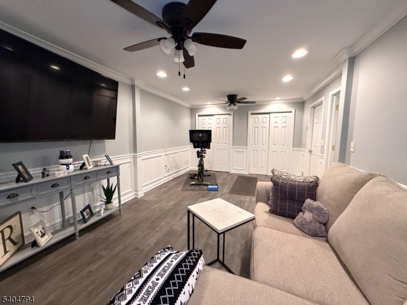 CHERRY RIDGE - Residential