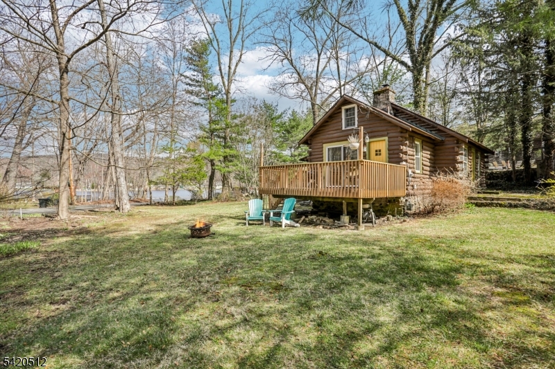 Cupsaw Lake - Residential