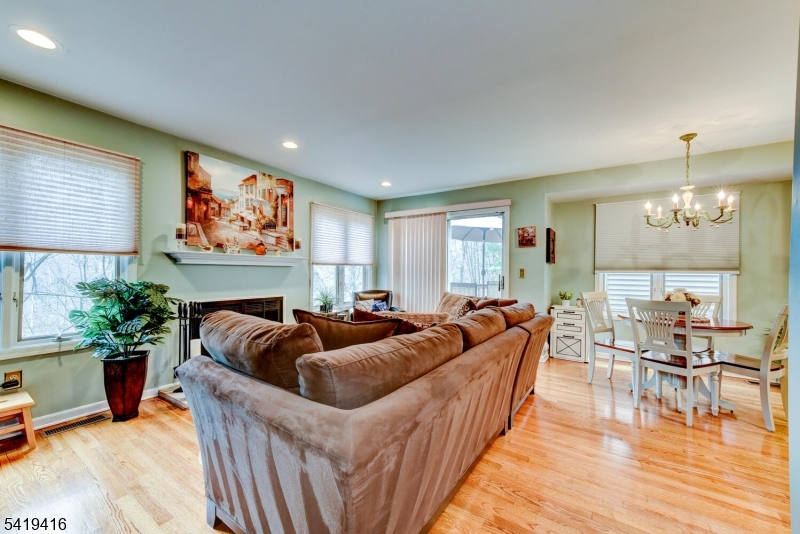 Crystal Woods - Residential