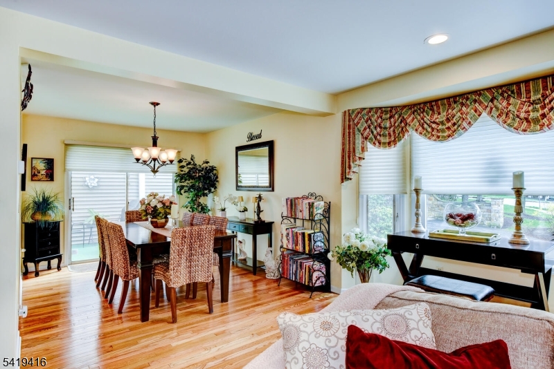 Crystal Woods - Residential