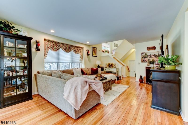 Crystal Woods - Residential