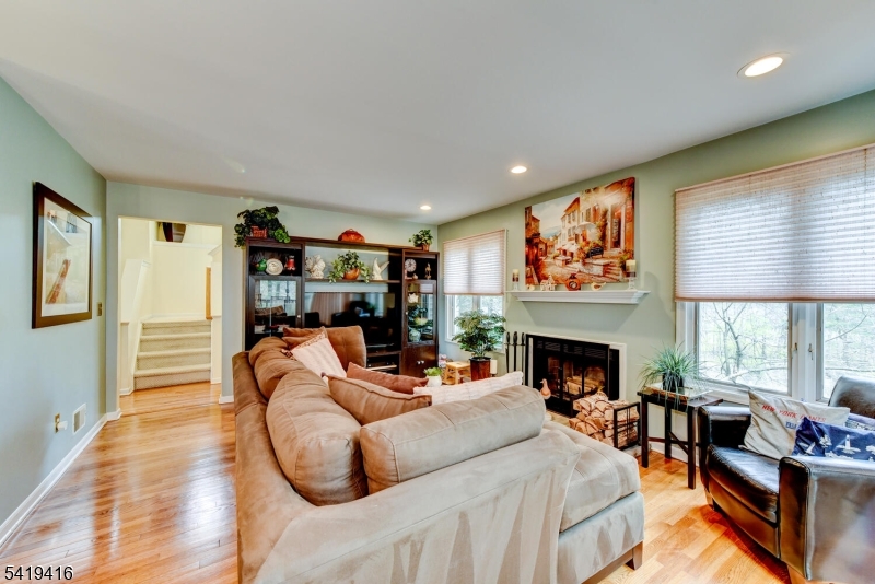 Crystal Woods - Residential