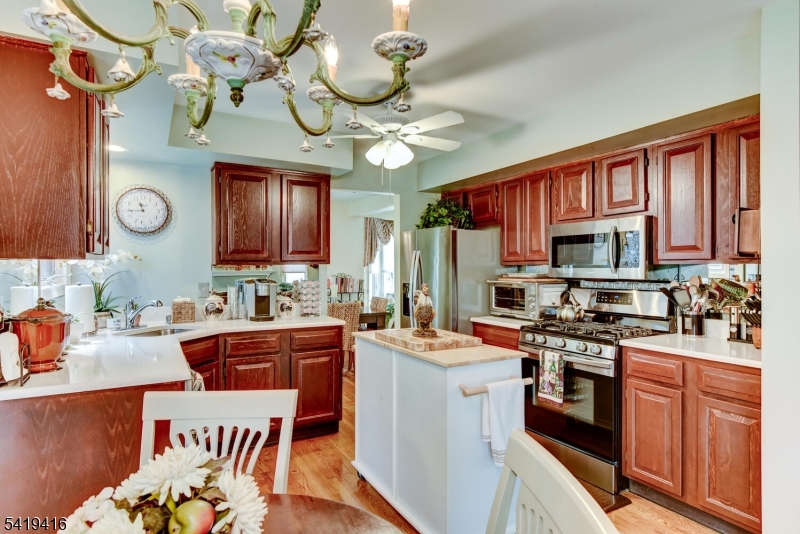 Crystal Woods - Residential