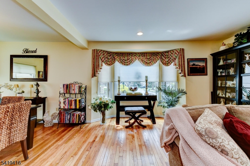 Crystal Woods - Residential