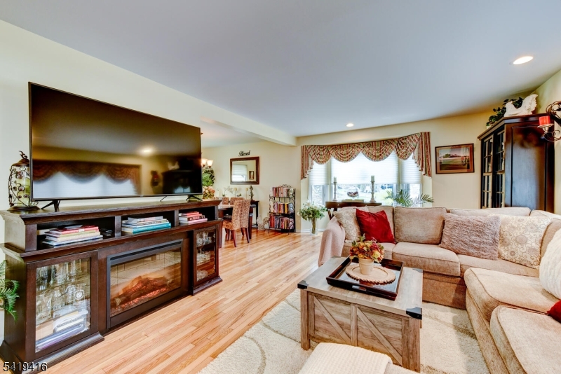 Crystal Woods - Residential