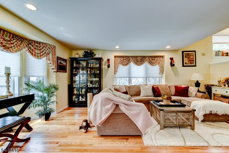 Crystal Woods - Residential