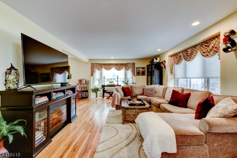 Crystal Woods - Residential