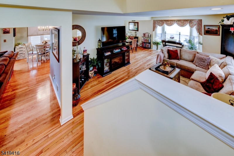 Crystal Woods - Residential