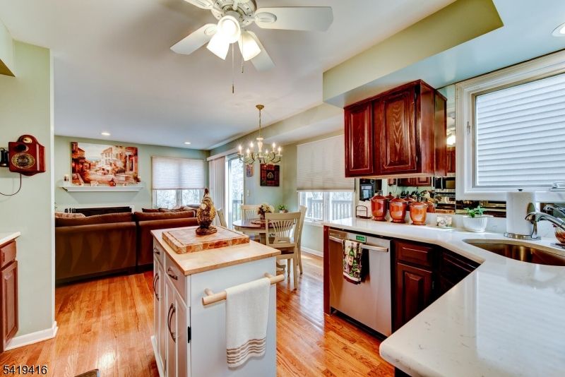 Crystal Woods - Residential