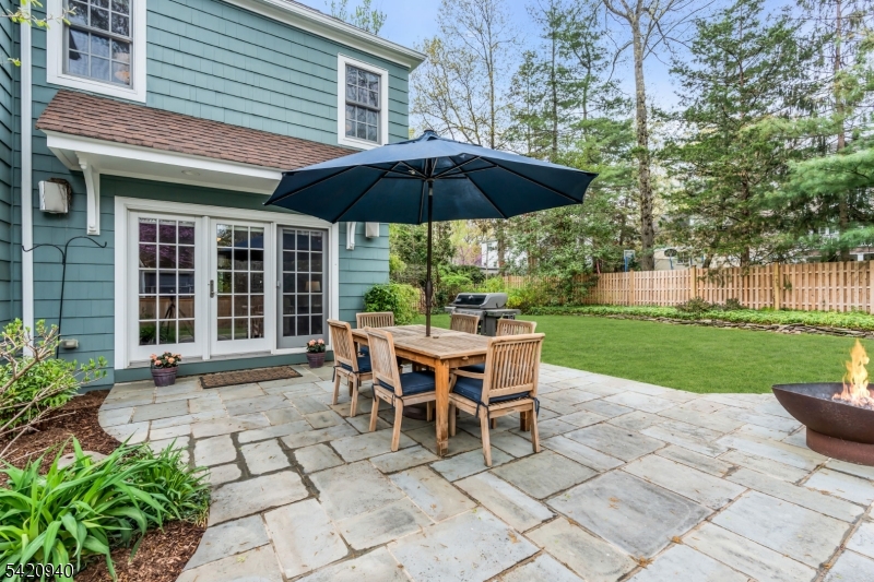 Manor Section - Residential