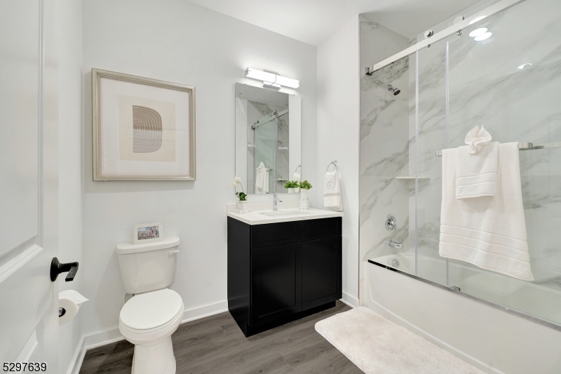 The Franklin at Hillsboroug - Residential Lease