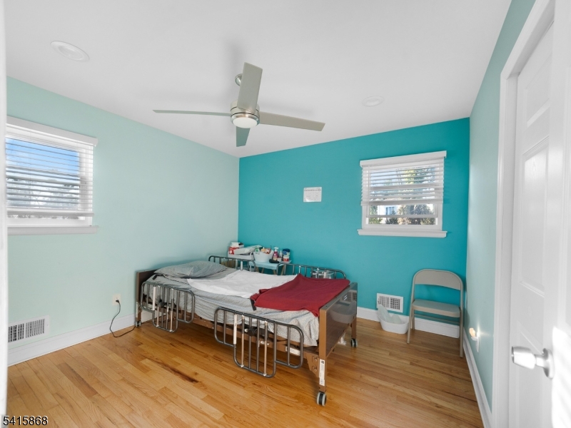 Piscataway NON FLOOD ZONE - Residential