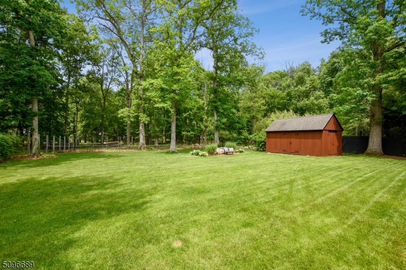 BROOKLAKE - Residential