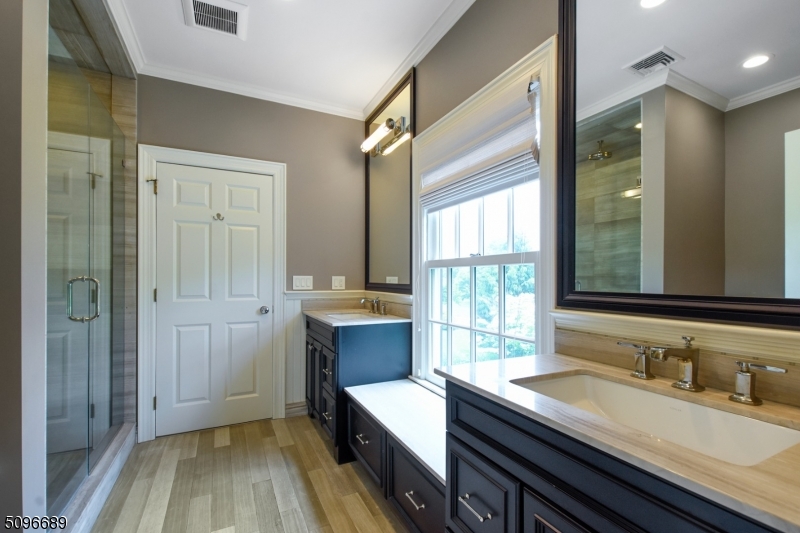 BROOKLAKE - Residential