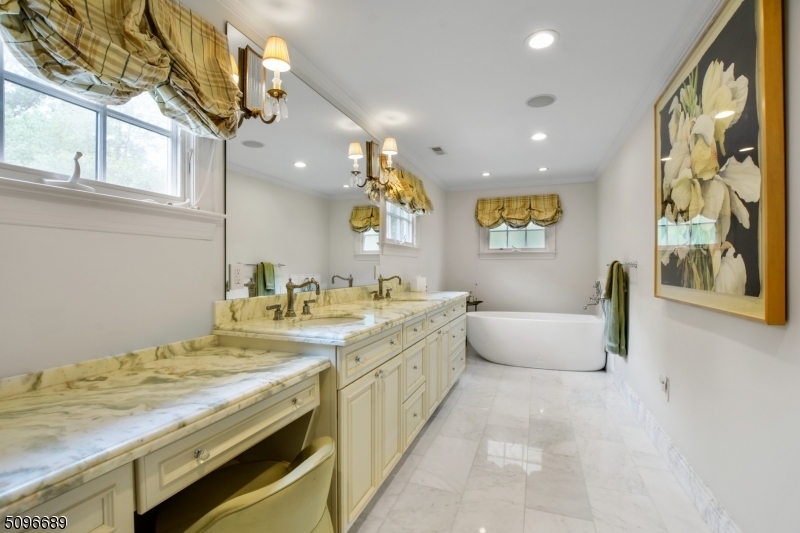 BROOKLAKE - Residential