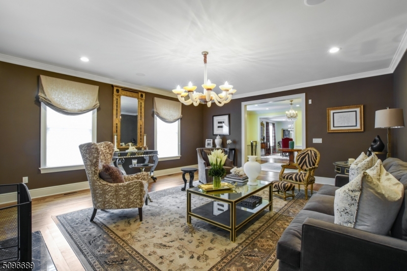 BROOKLAKE - Residential