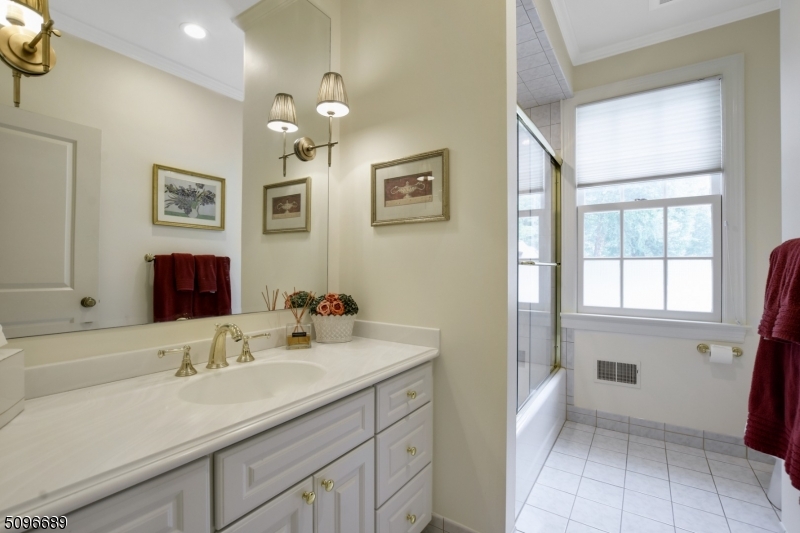 BROOKLAKE - Residential