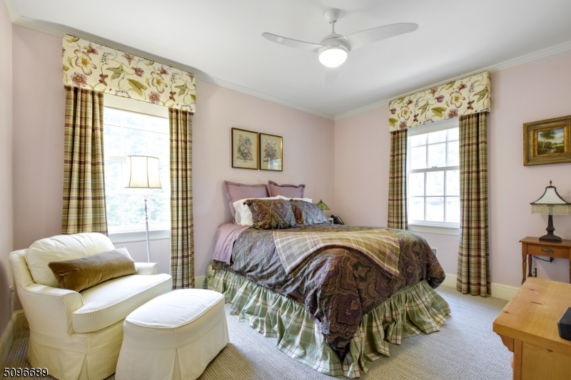 BROOKLAKE - Residential