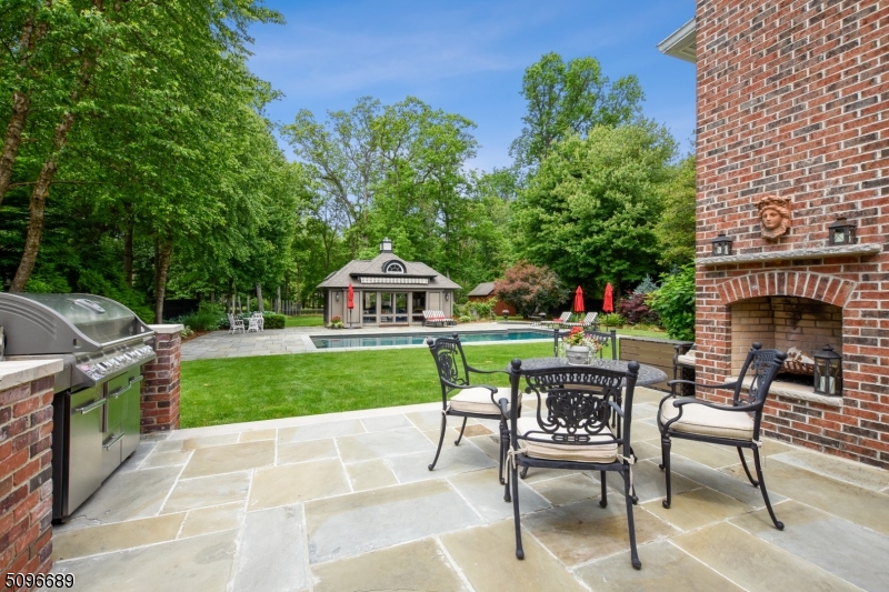 BROOKLAKE - Residential