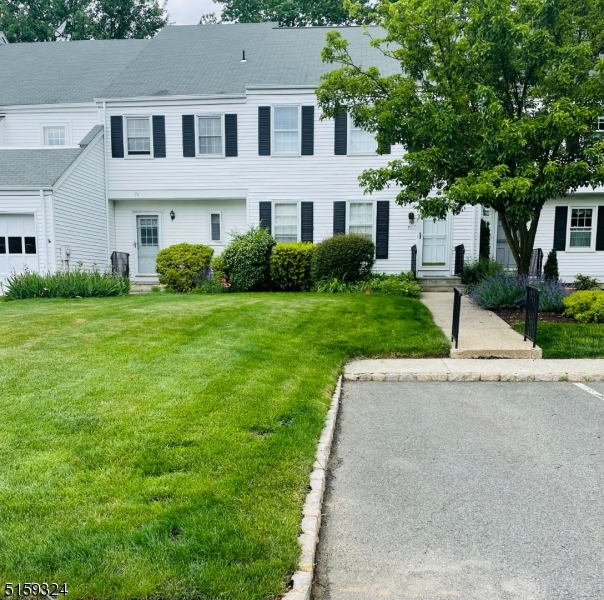 Mendham Commons - Residential