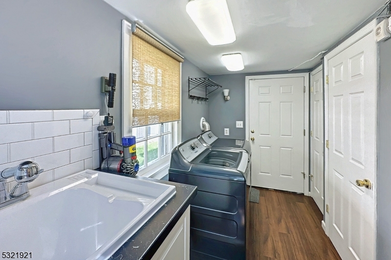 Lake Hiawatha - Residential