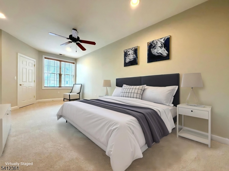 Four Seasons - Residential