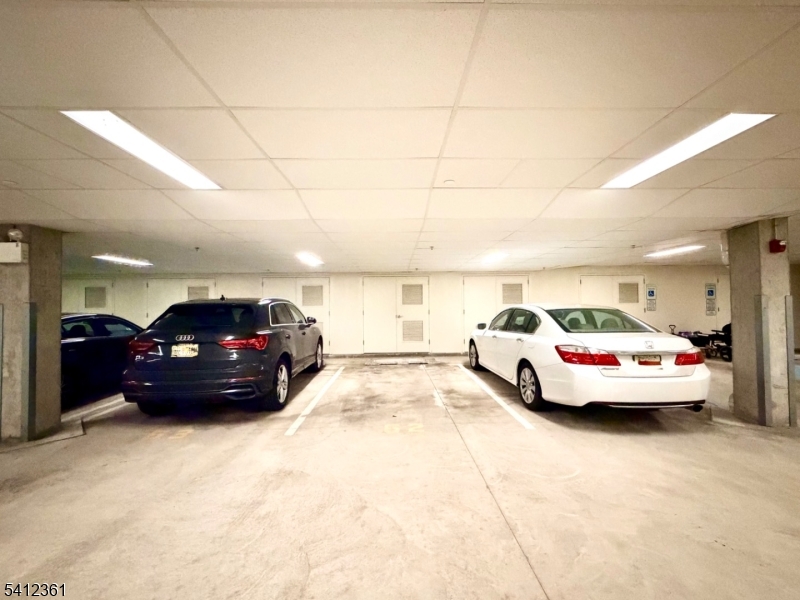 Four Seasons - Residential