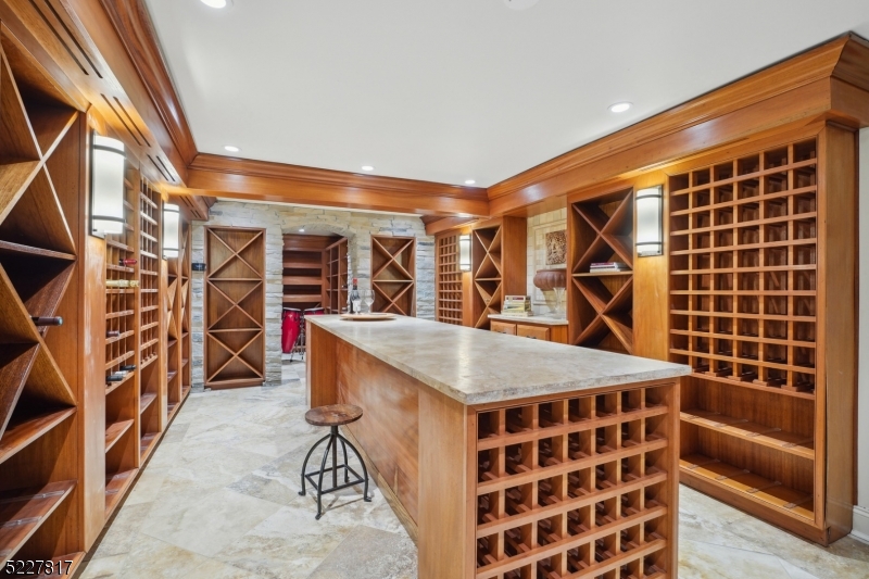 ESTATE SECTION - Residential