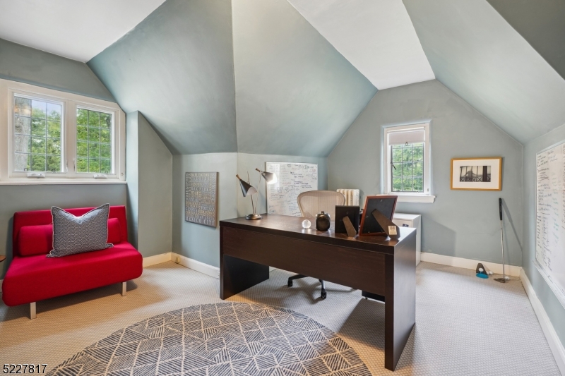 ESTATE SECTION - Residential