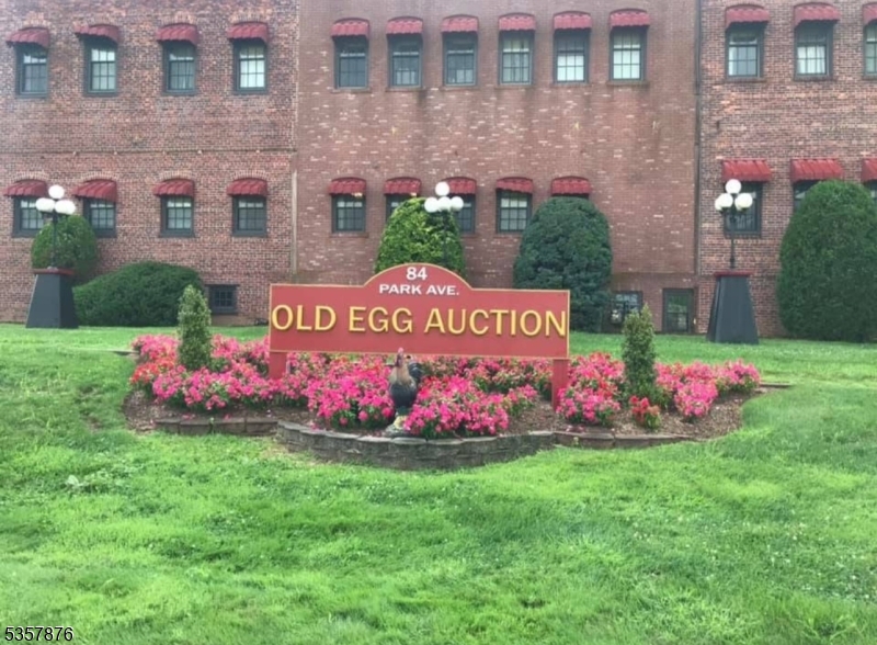 Old Egg Auction - Commercial Lease