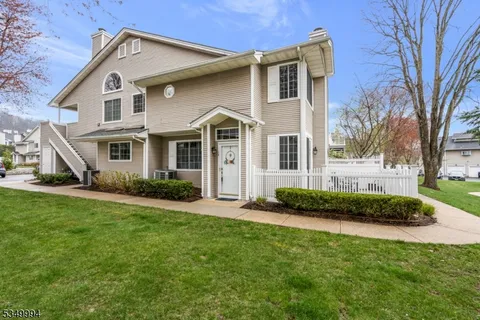 13 Ashley Court, Bedminster Twp., NJ 07921 - MLS#: 3956432