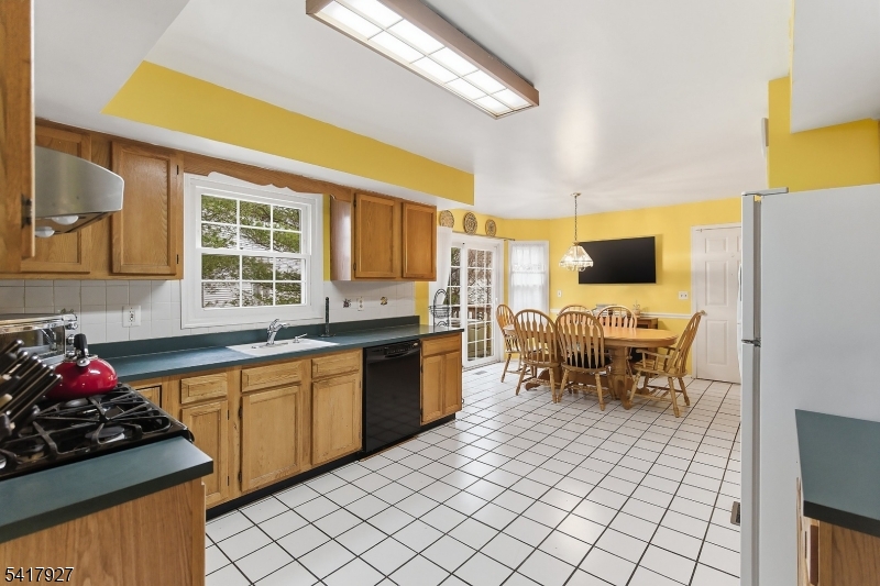 Crestmont Hills - Residential