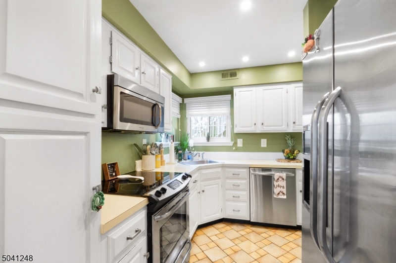 Pinevale in The Hills - Residential