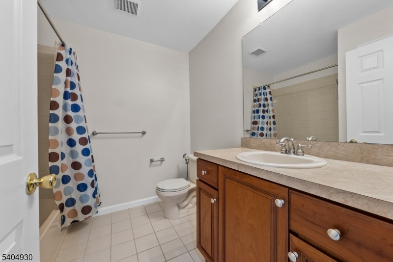 Montgomery Hills - Residential Lease