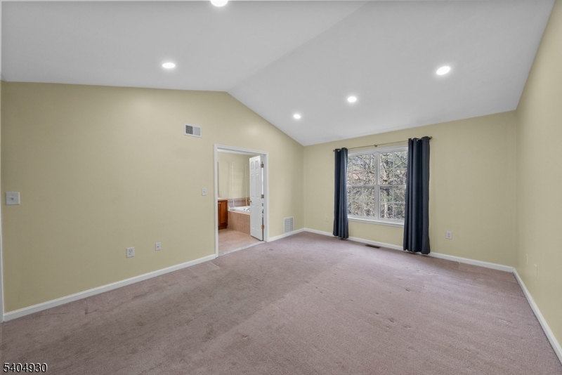 Montgomery Hills - Residential Lease