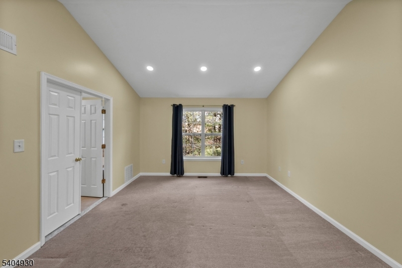 Montgomery Hills - Residential Lease