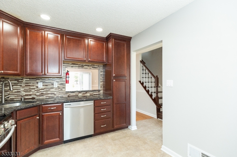 Governors Pointe - Residential Lease