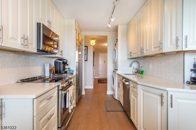 Claridge 2 - Residential