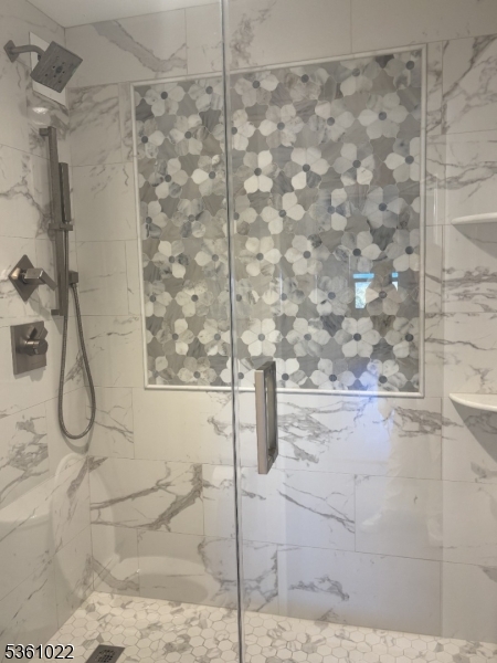 Claridge 2 - Residential