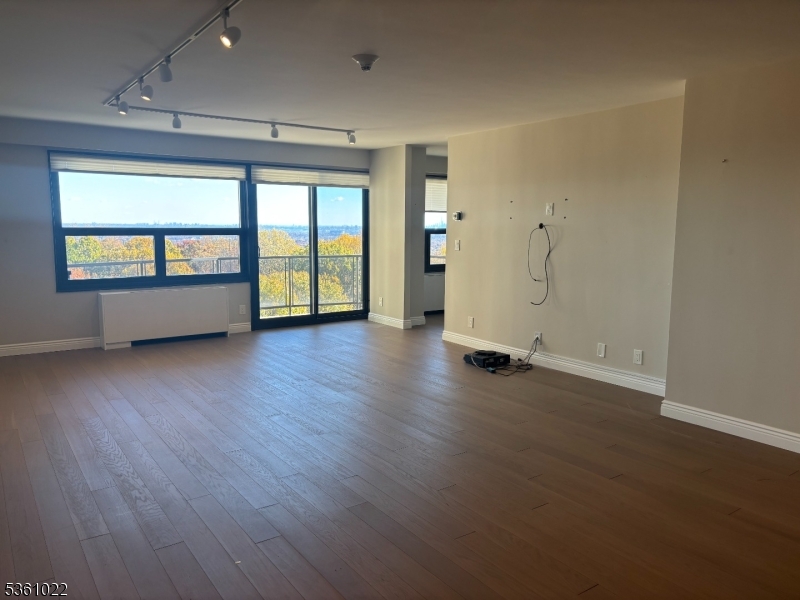 Claridge 2 - Residential