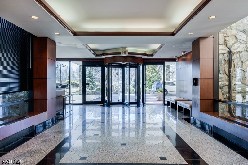 Claridge 2 - Residential